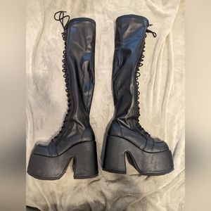 Demonia Camel-300 Thigh High Platform Size 8.5